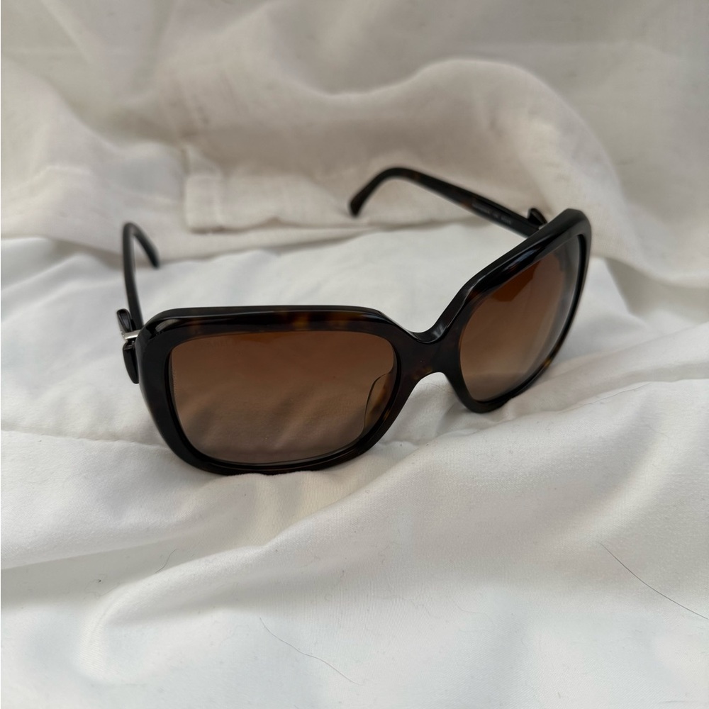 Tortoise Shell Sunglasses